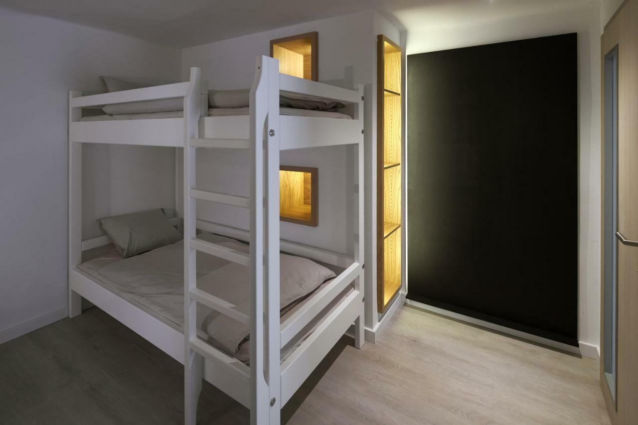7Domb Apartman Komló エクステリア 写真